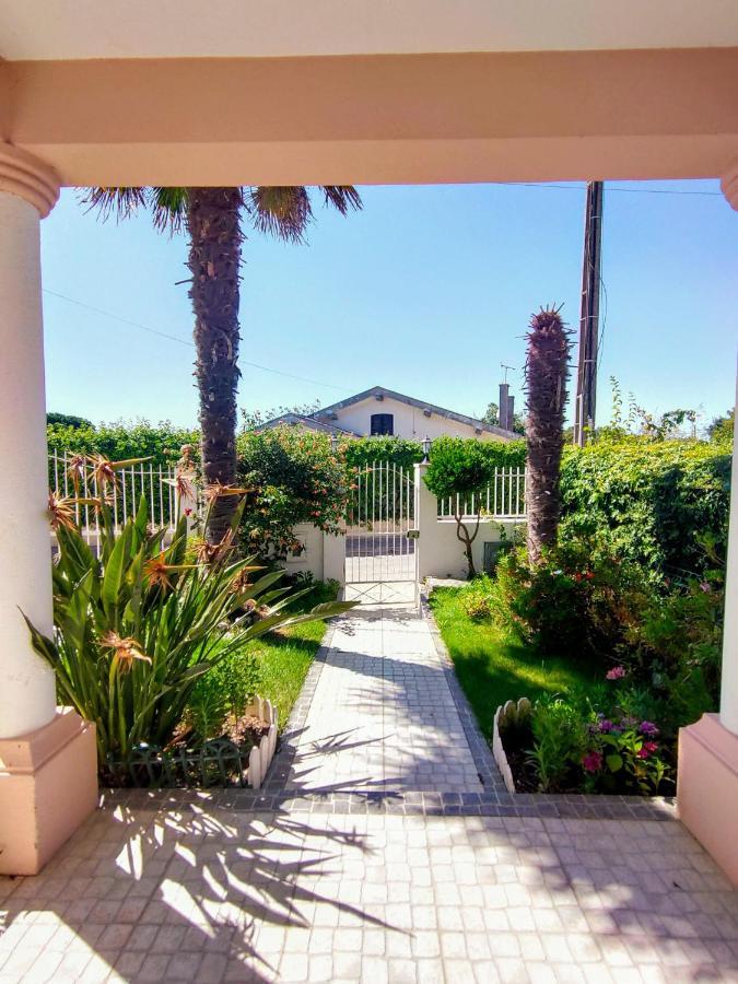 Villa Shardana B&B Sesimbra Exterior photo